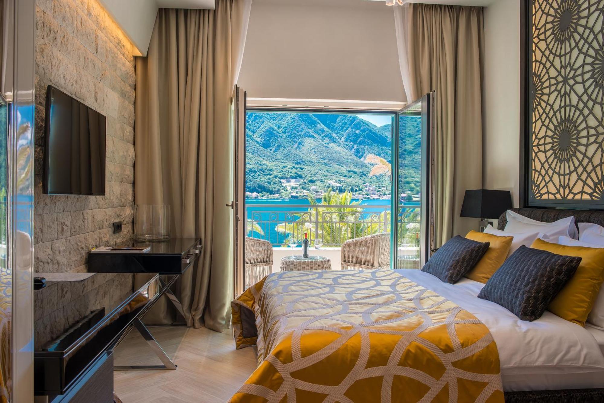 Hotel Forza Terra Kotor Bilik gambar